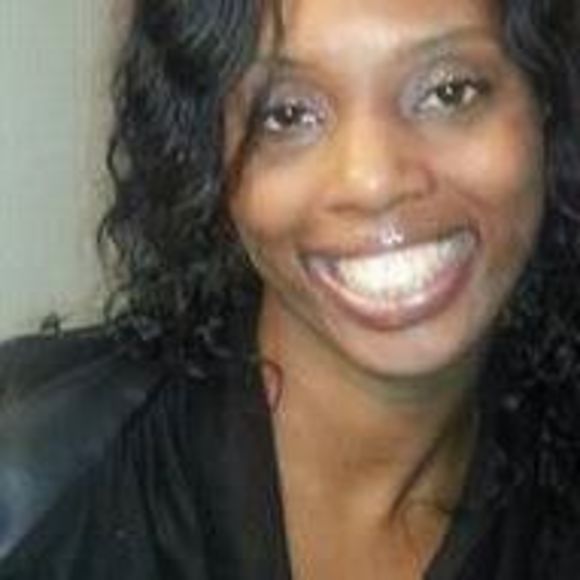 Meet your Posher, Andrea - Picture 1 of 1