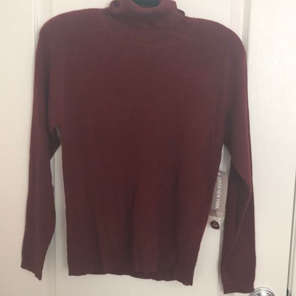 Jones New York Turtleneck Sweater - Picture 1 of 6