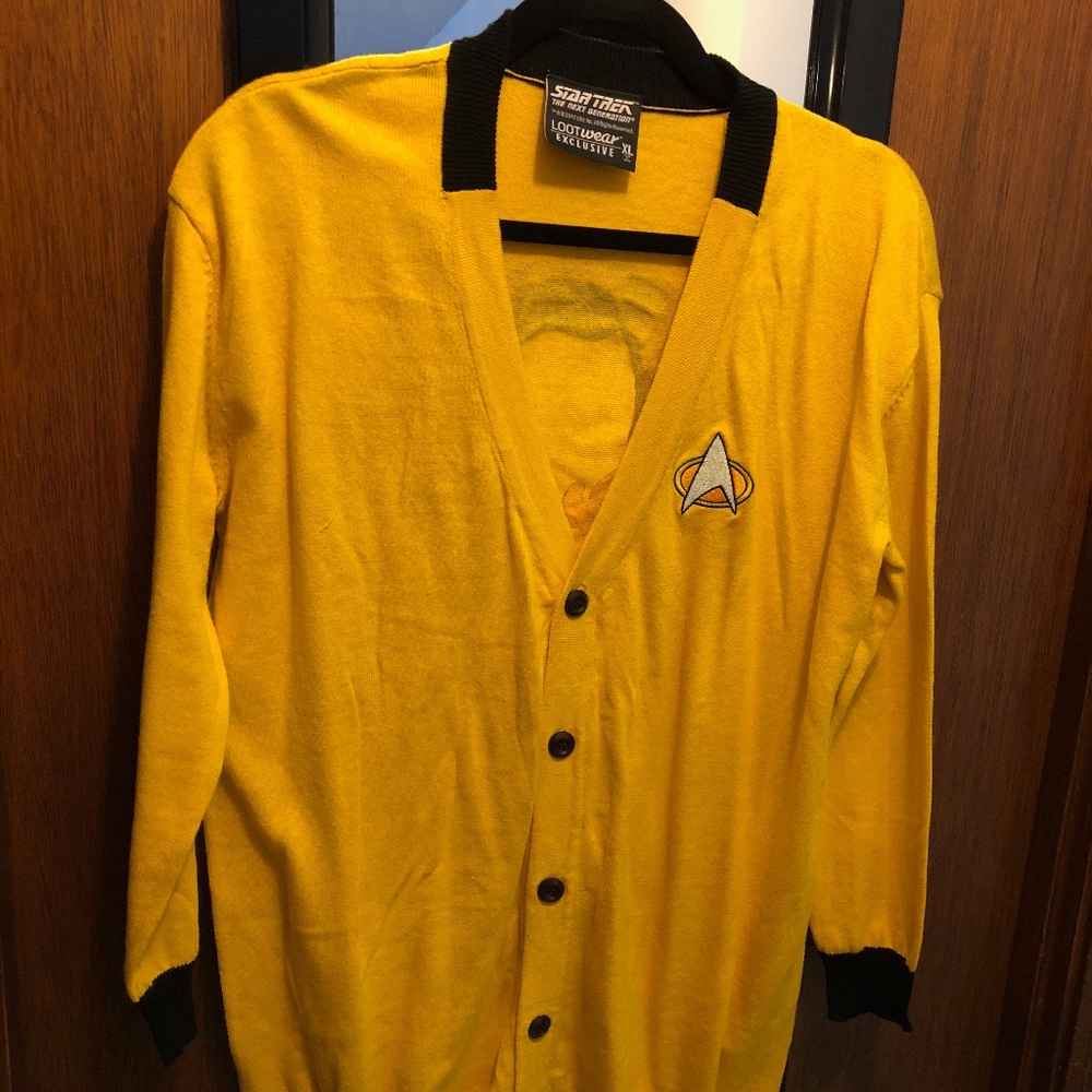LootCrate Exclusive Star Trek Data Cardigan XL