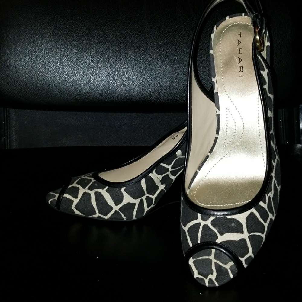 Gia wedge worn  ONCE