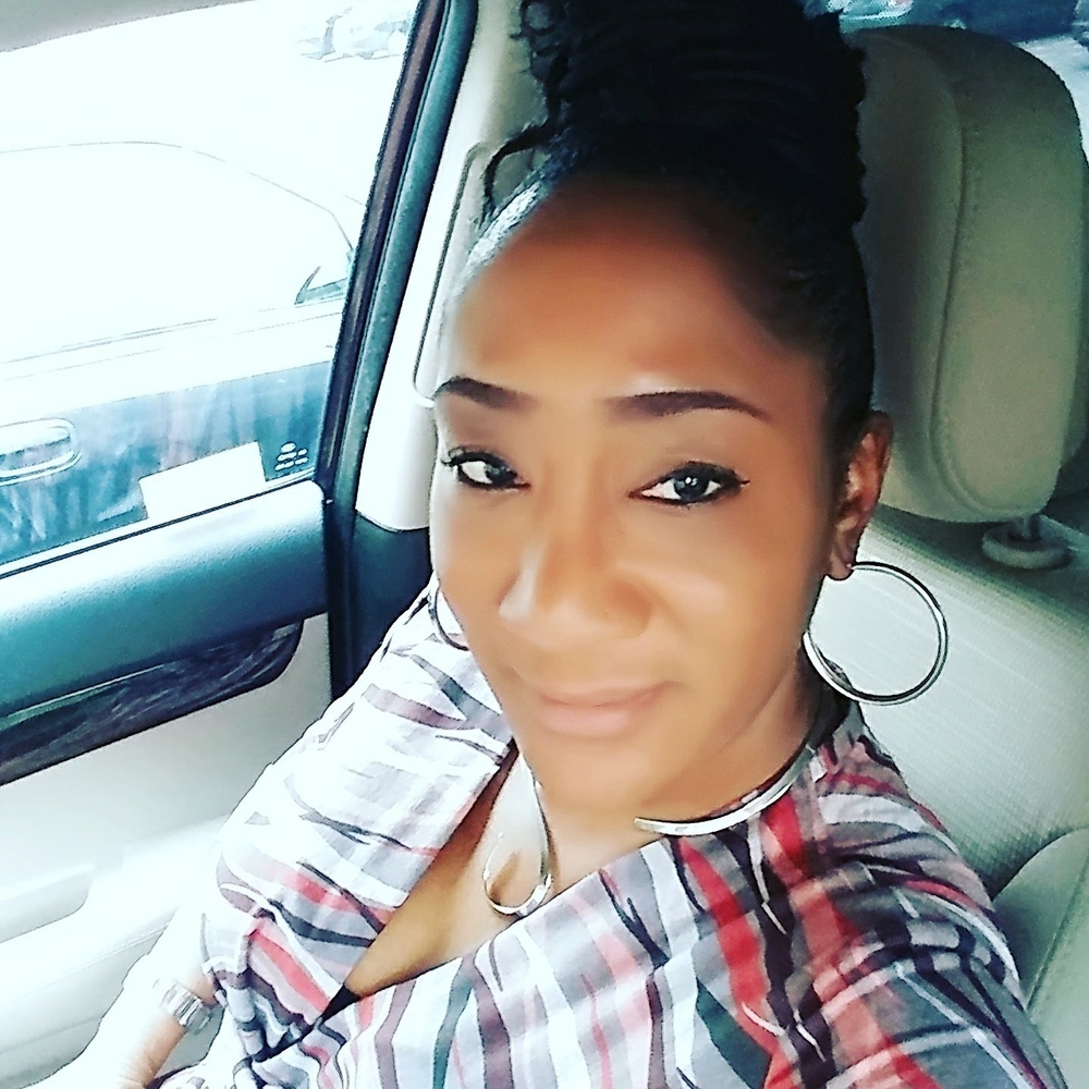 Meet your Posher, Dionne