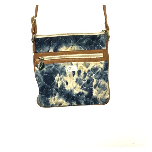 Betsey Johnson hand bag good condition - Picture 1 of 4