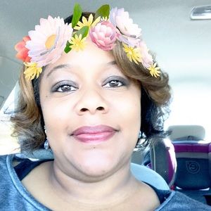 Meet your Posher, Chermeka