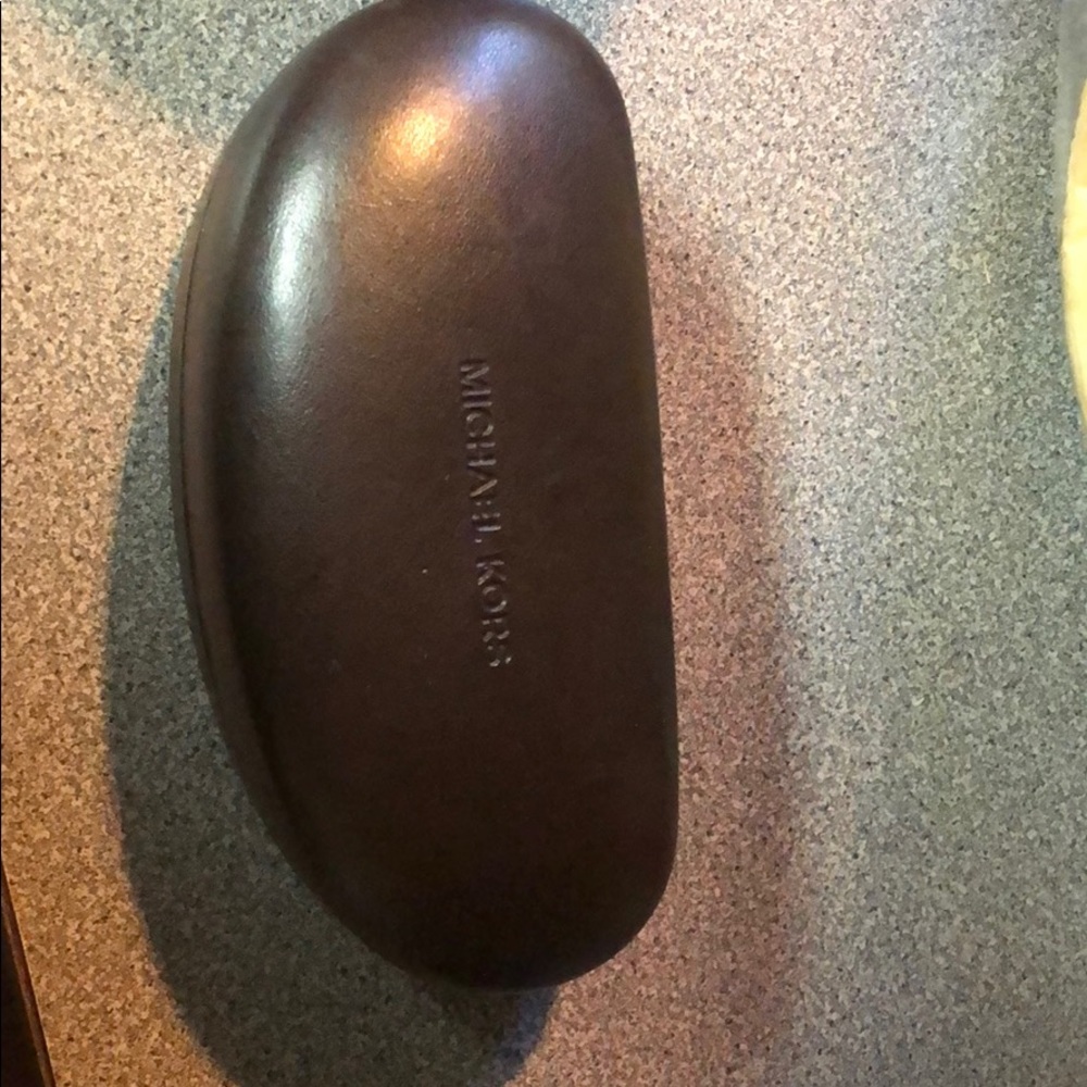 Sunglasses case