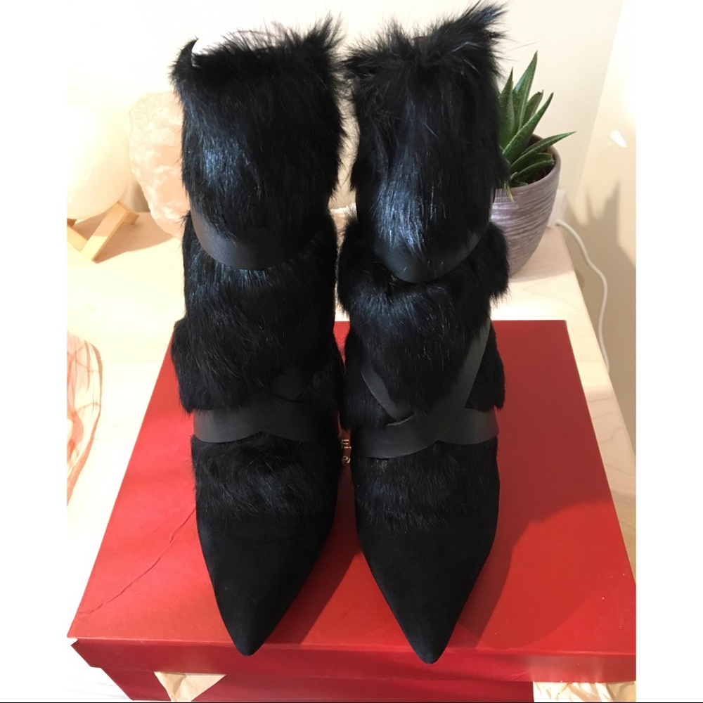 BNIB Charles Jourdan Paris Rabbit Fur Booties