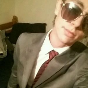 Meet your Posher, Jason