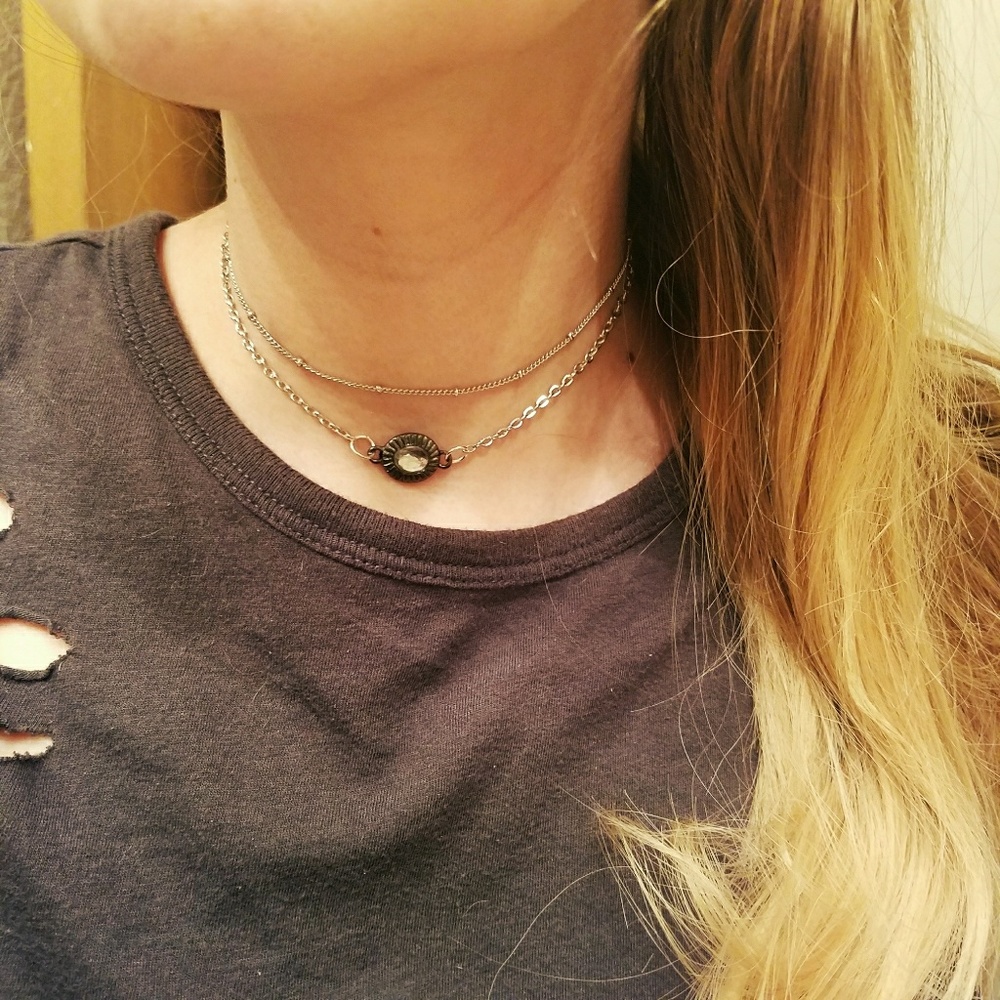 Pendant clavicle choket