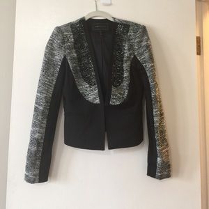 BCBG Maxazria black and white blazer 🖤