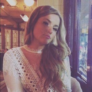 Meet your Posher, Janine