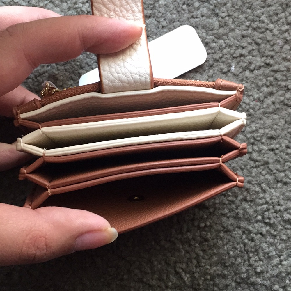 Small brown wallet New with tags - Picture 4 of 5
