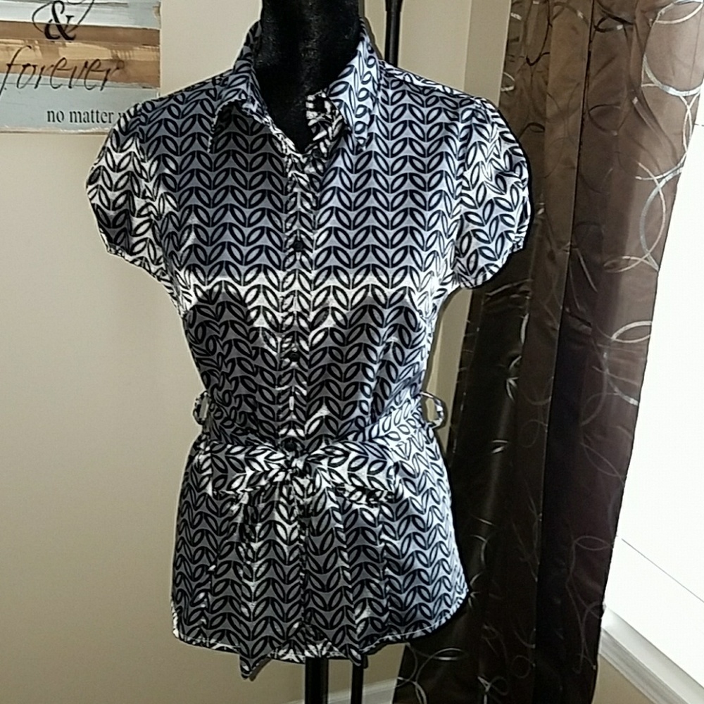 Dress Barn S satin silver and black blouse