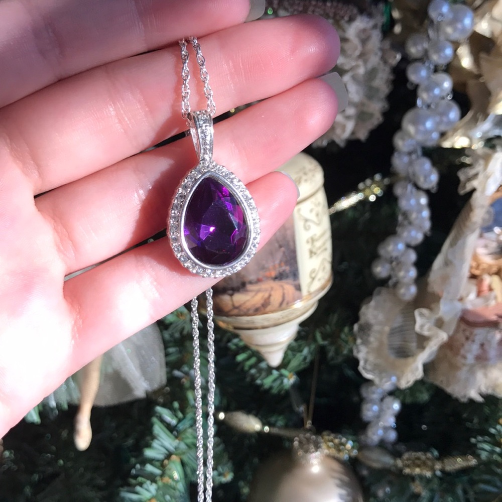 Purple pendant necklace 🌹 - Picture 2 of 5