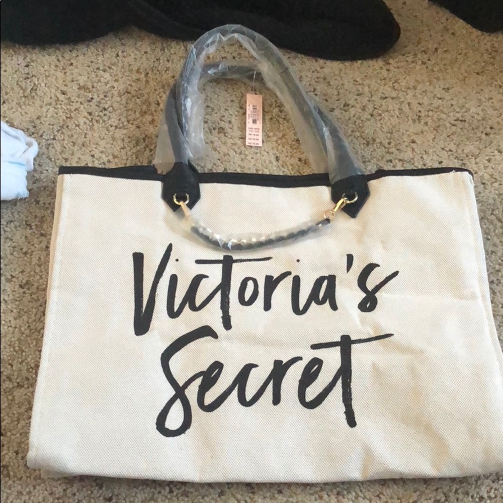 Brand new Victoria’s Secrets Tote