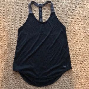 Nike tank top size XS