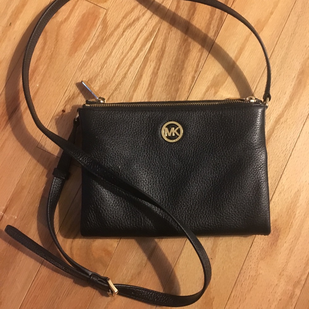 Michael Kors Black crossbody- Like New!!