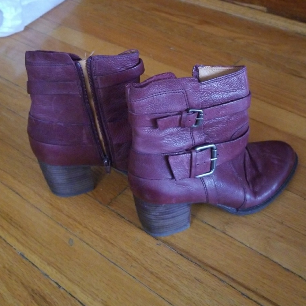 Red boots