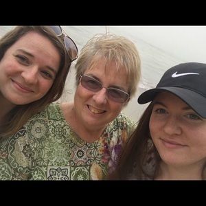 Meet your Posher, Mary beth