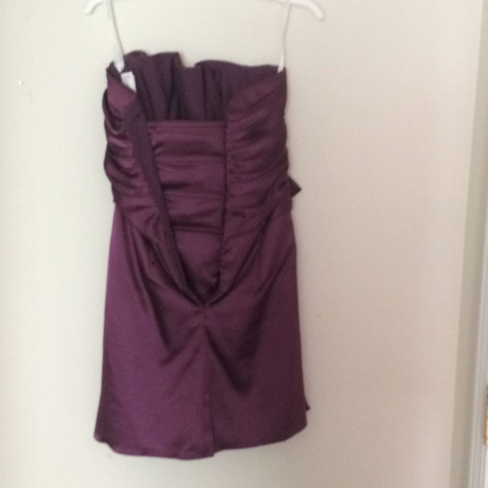 Dress - Picture 3 of 4