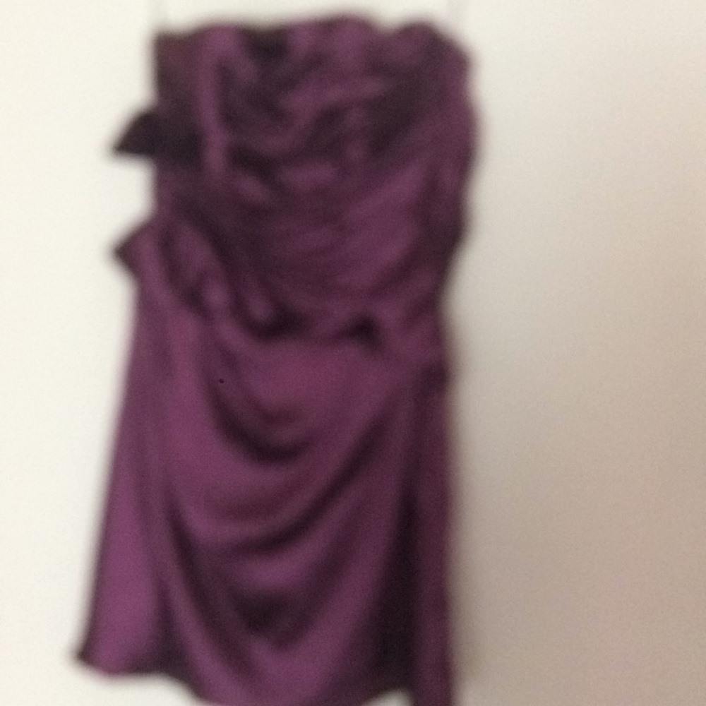 Dress - Picture 4 of 4