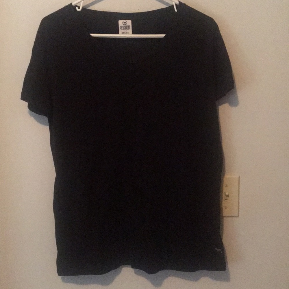 Victoria’s Secret: PINK black shirt