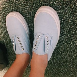 VANS STUD AUTHENTIC GORE SKYWAY