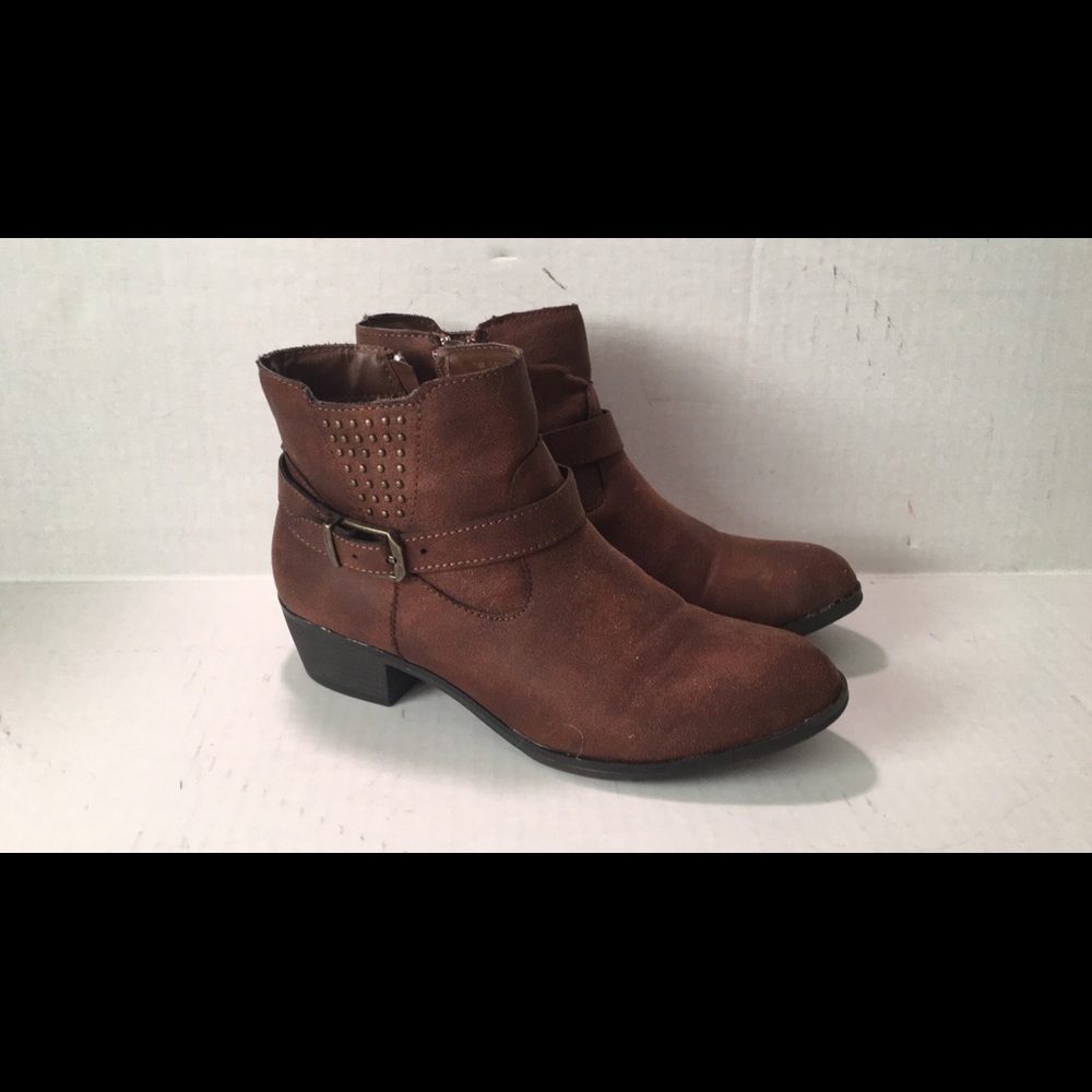 Rouge Helium Brown Ankle Boots