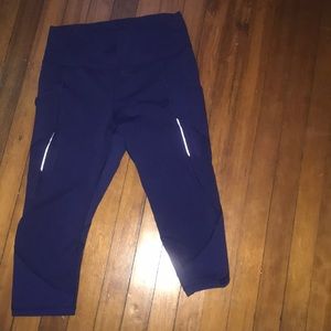 Lululemon crop