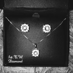 1 Ct. Diamond Cluster Earrings & Necklace Set