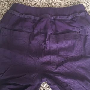 Lululemon Cropped Relaxed Pants