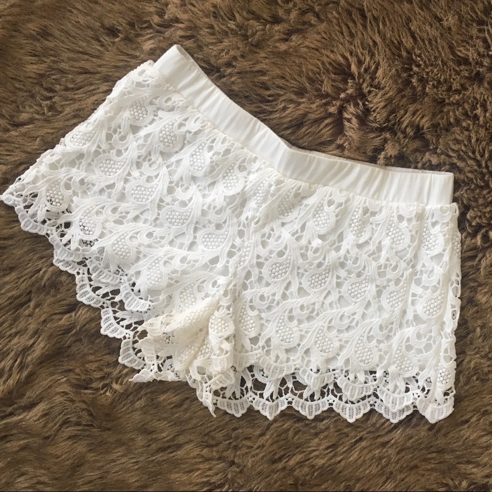 Lacy White Scalloped Shorts