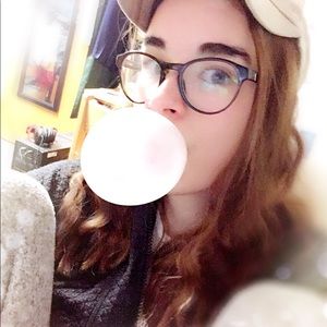 Meet your Posher, Hailey