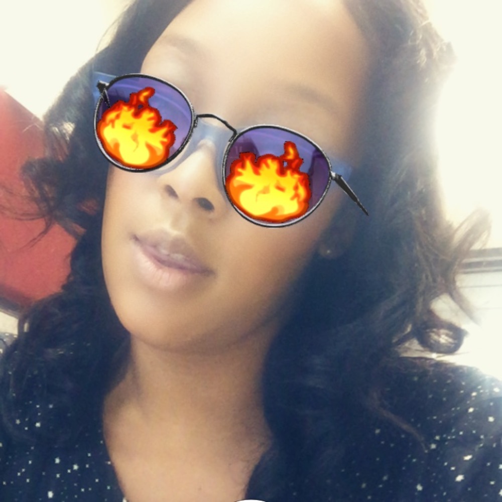 Meet your Posher, Ulani
