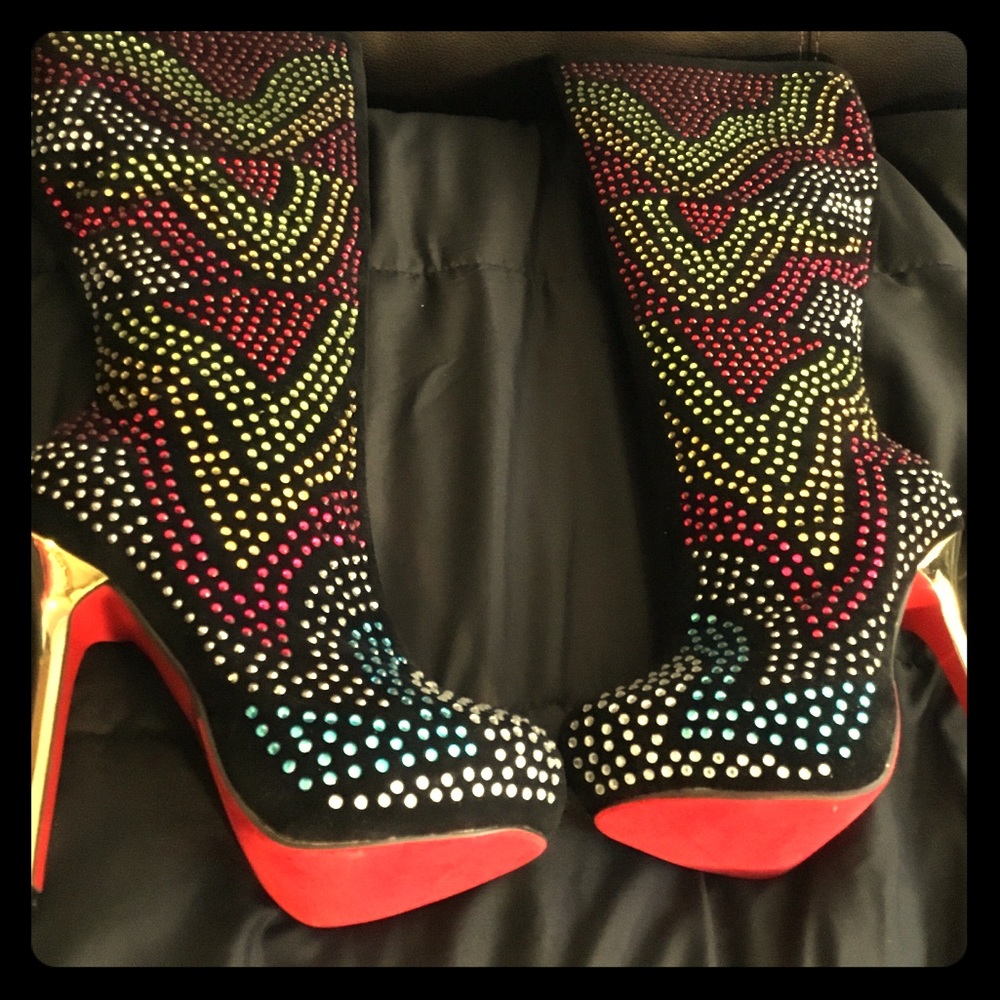 Club style boots
