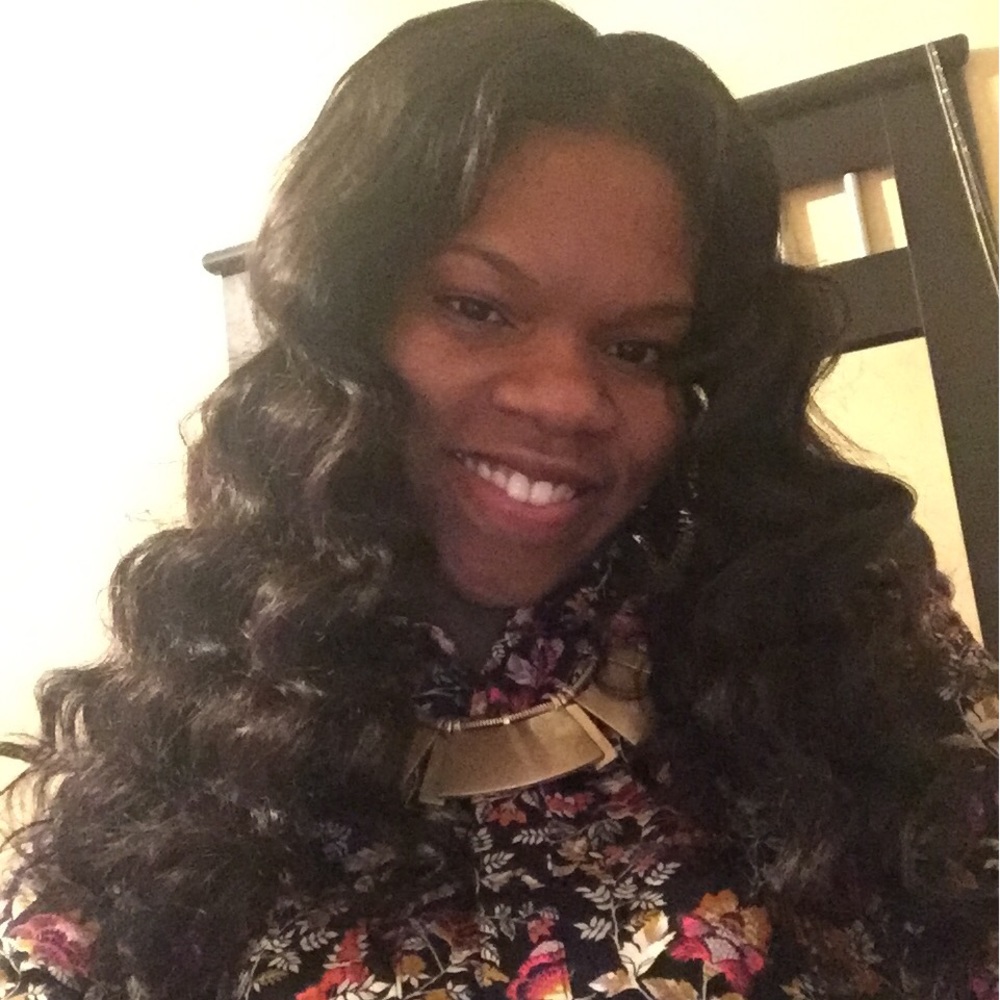 Meet your Posher, Shaniece