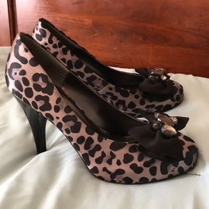 NWOT Candie’s Arty Print Heels, size 9.5