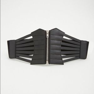 Torrid Strappy Zippered Stretch Belt BLACK size 2