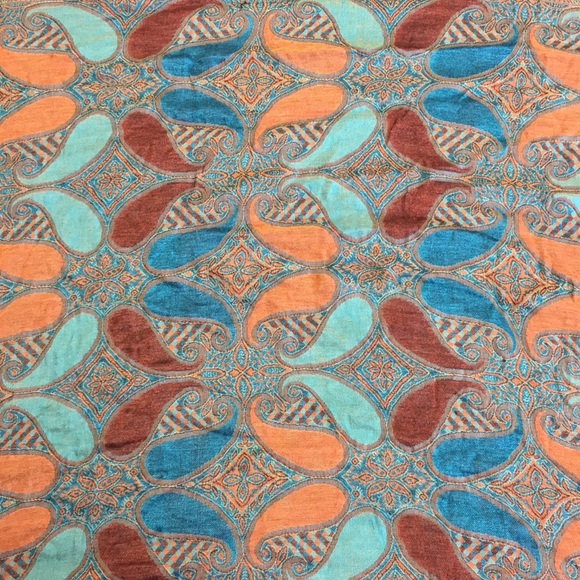 Gorgeous Pashmina Scarf - Picture 1 of 4