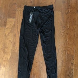 NWT. Malvin lush buttery black leegings. ONE SIZE