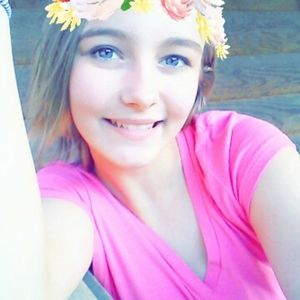 Meet your Posher, Junean