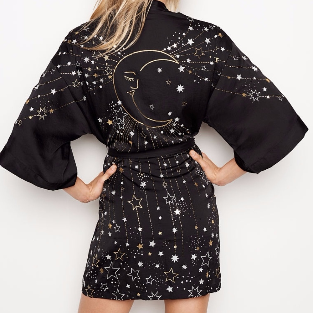 BNWT VS Celestial Kimono Robe HARD TO FIND