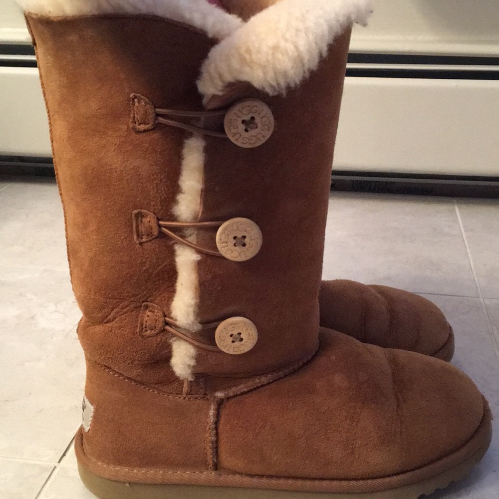 Chestnut uggs with buttons