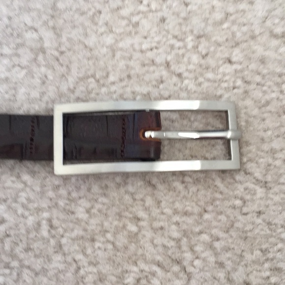 Italian leather belt. Brown with silver buckle