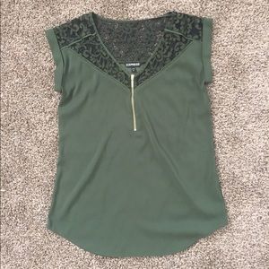 Women’s express work blouse