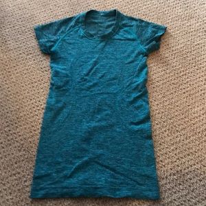 Lululemon short sleeve swiftly