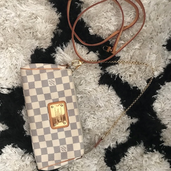 SOLD! Louis Vuitton Eva Clutch Damier Azur - Picture 2 of 8