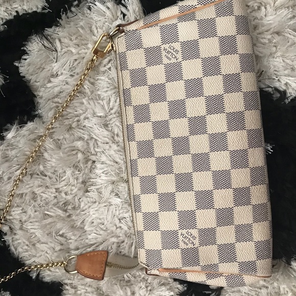 SOLD! Louis Vuitton Eva Clutch Damier Azur - Picture 3 of 8