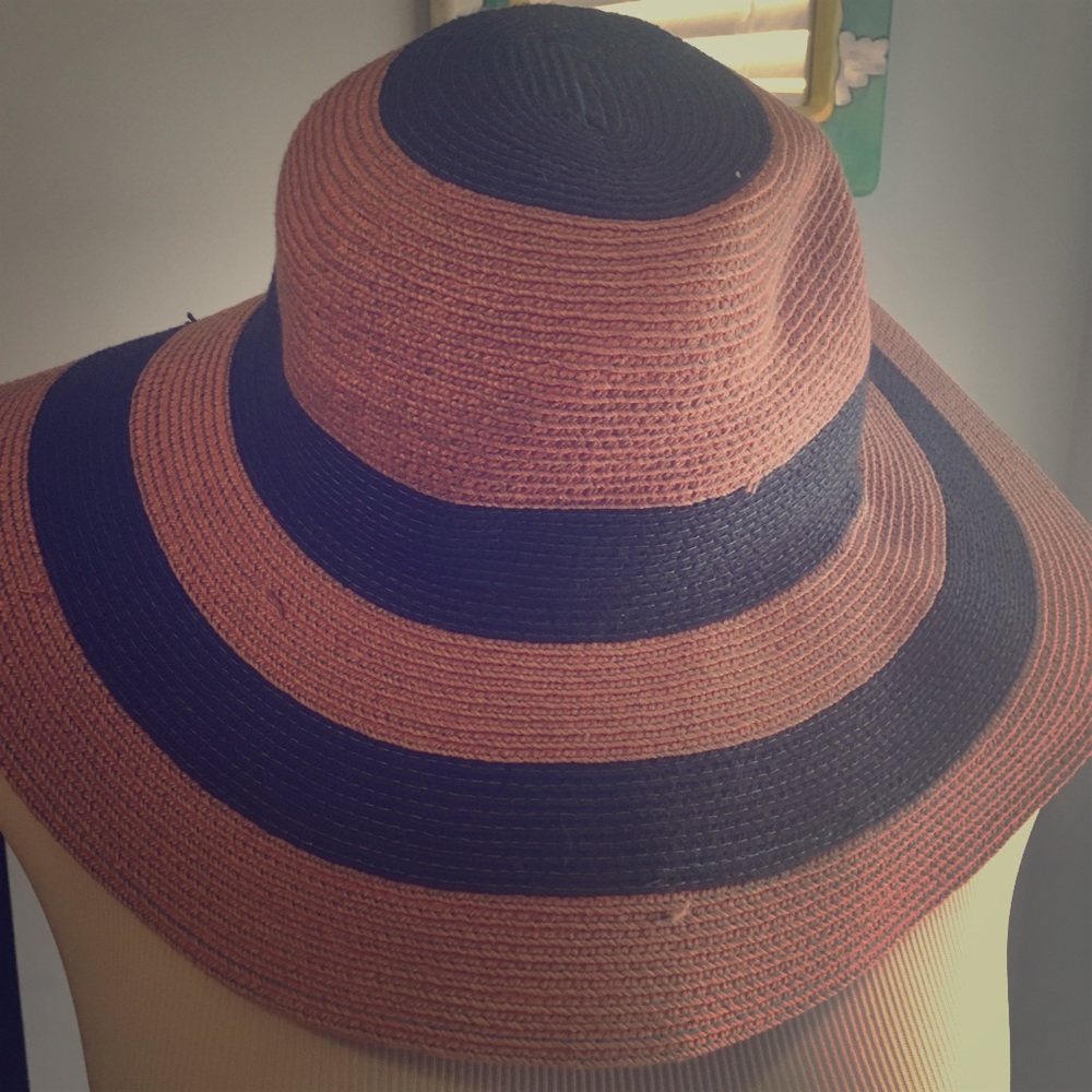Navy blue & pink striped floppy sun hat - NWT