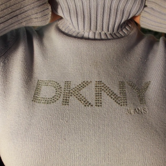 DKNY Jeans turtleneck - Picture 2 of 4