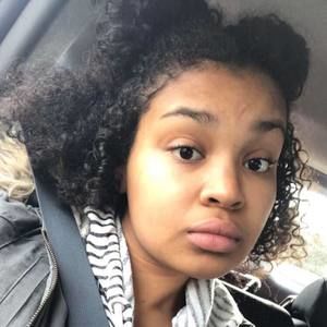 Meet your Posher, Jana