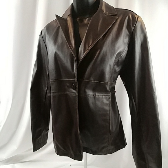 MOUNTAIN LAKE Small Vegan Leather Coat - Picture 2 of 8